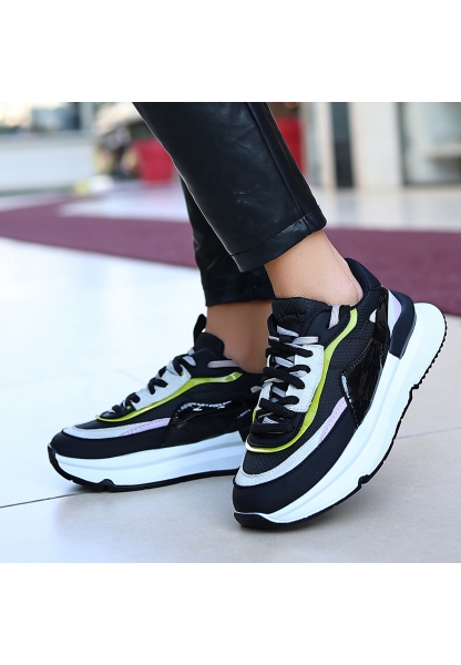 Aleh Siyah Cilt Lila Detaylı Spor Ayakkabı