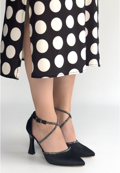 Kanji Siyah Saten Topuklu Ayakkabı