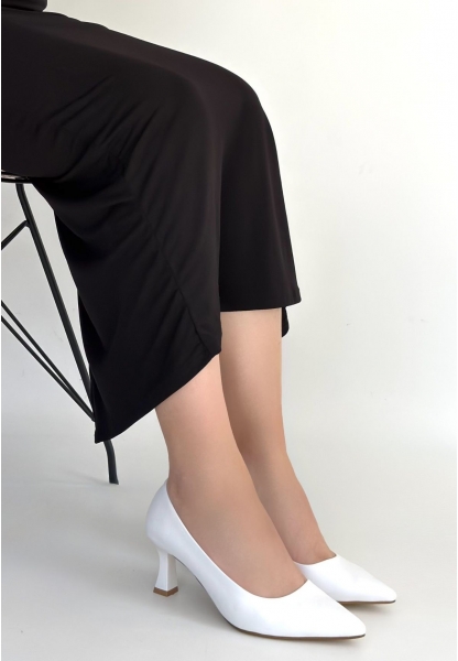 Mırta Beyaz Cilt Topuklu Ayakkabı