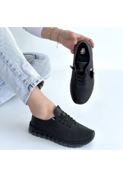 Omma Siyah Deri Lazerli Bağcıklı Spor Ayakkabı